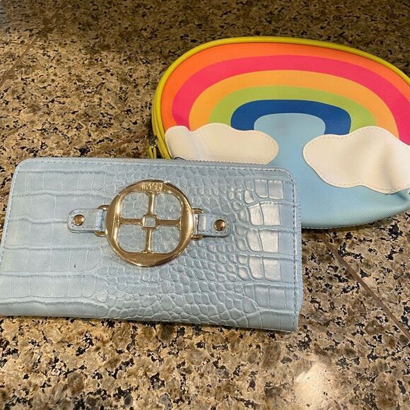 Iman Sky Blue Womens Wallet NWOT Stella and Max Rainbow Print Bag - Picture 1 of 16